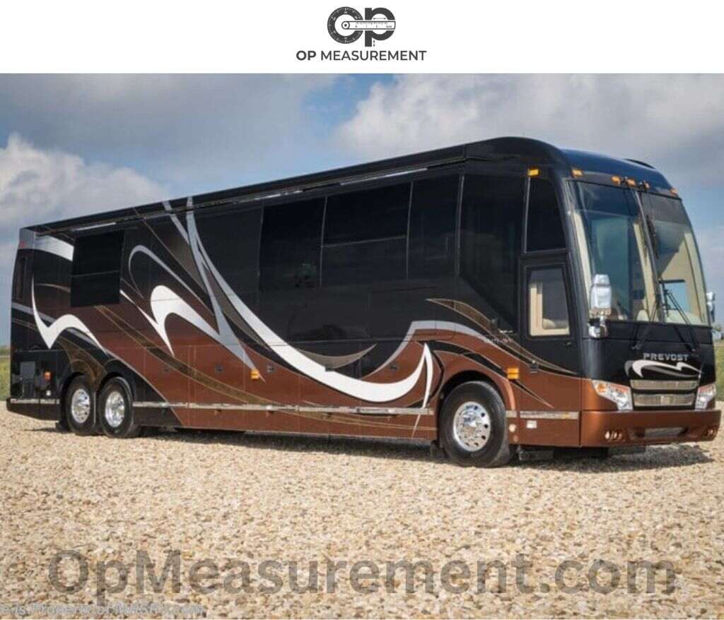 Luxury Class A Motorhome That Measure 40 Feet Long or big