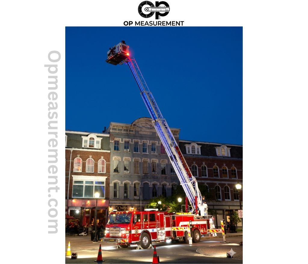 Fire Truck Aerial Ladder That Are 100 Feet long